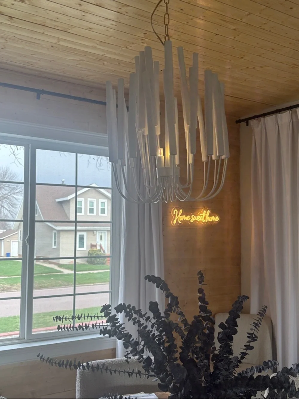 White Modern Pendant Chandelier by